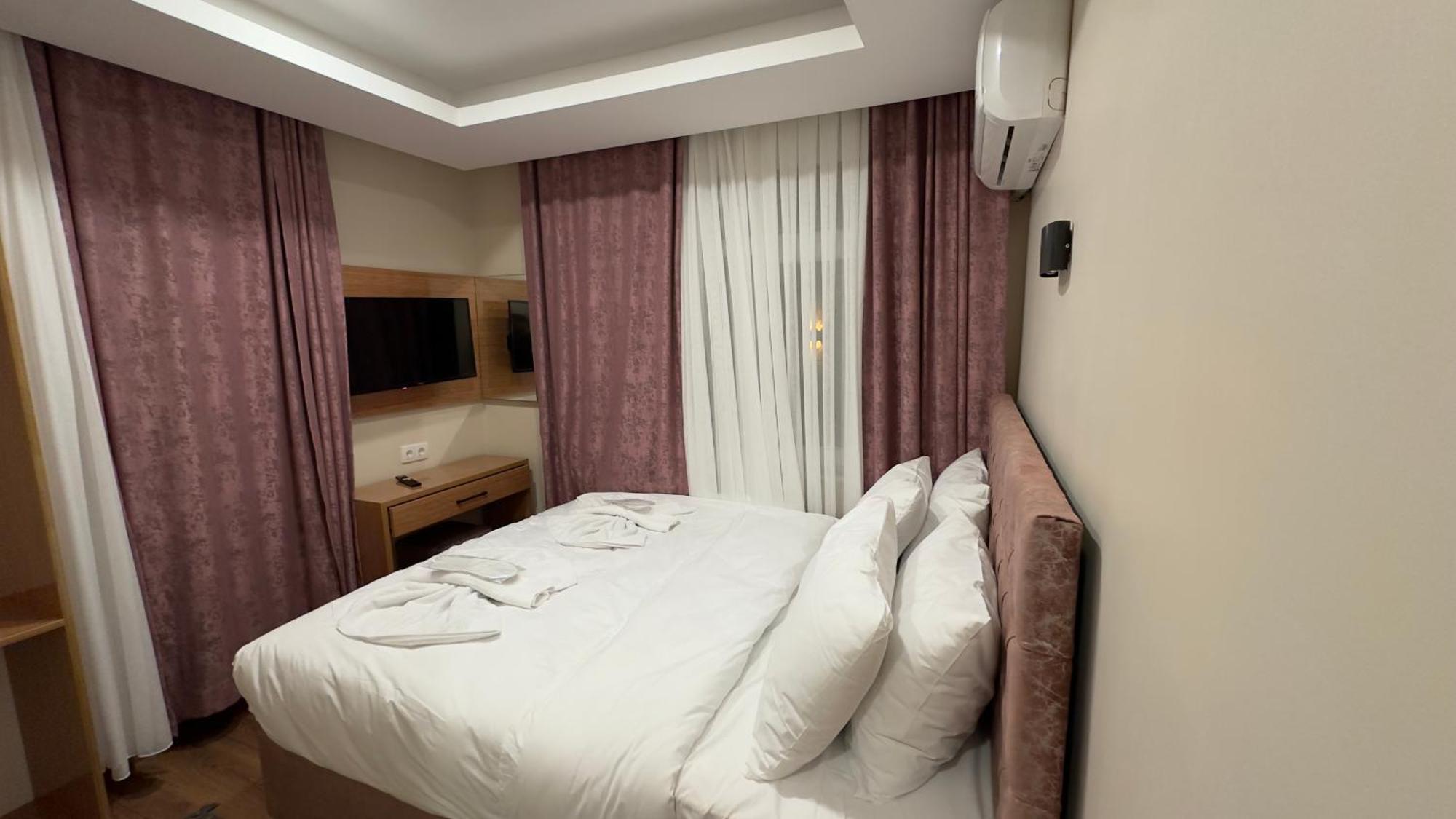 Golden Tulip Suite Apart Istambul Extérieur photo